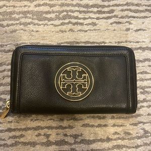 Tory Burch Wallet